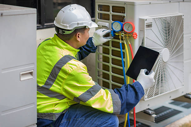 Professional Hvac technician working in Abington, CT